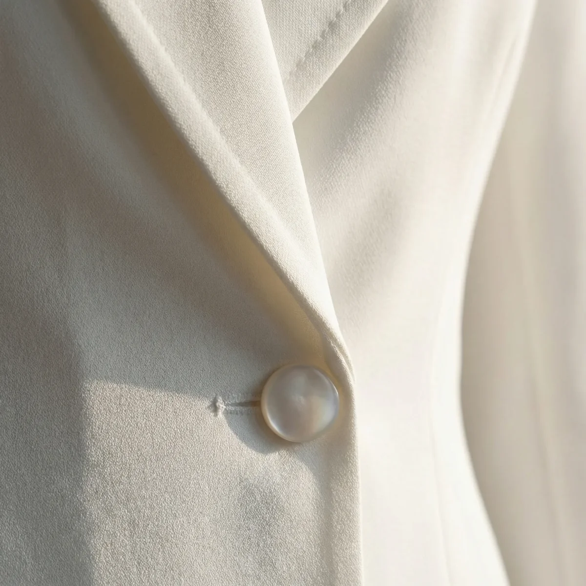 Blazer jurk dames | Elegante getailleerde jurk met knoopsluiting - Afbeelding 4